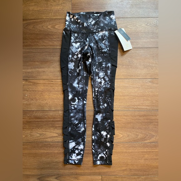 Lululemon Rise & Flow Pant Full On Luxtreme Leggings - Picture 5 of 16